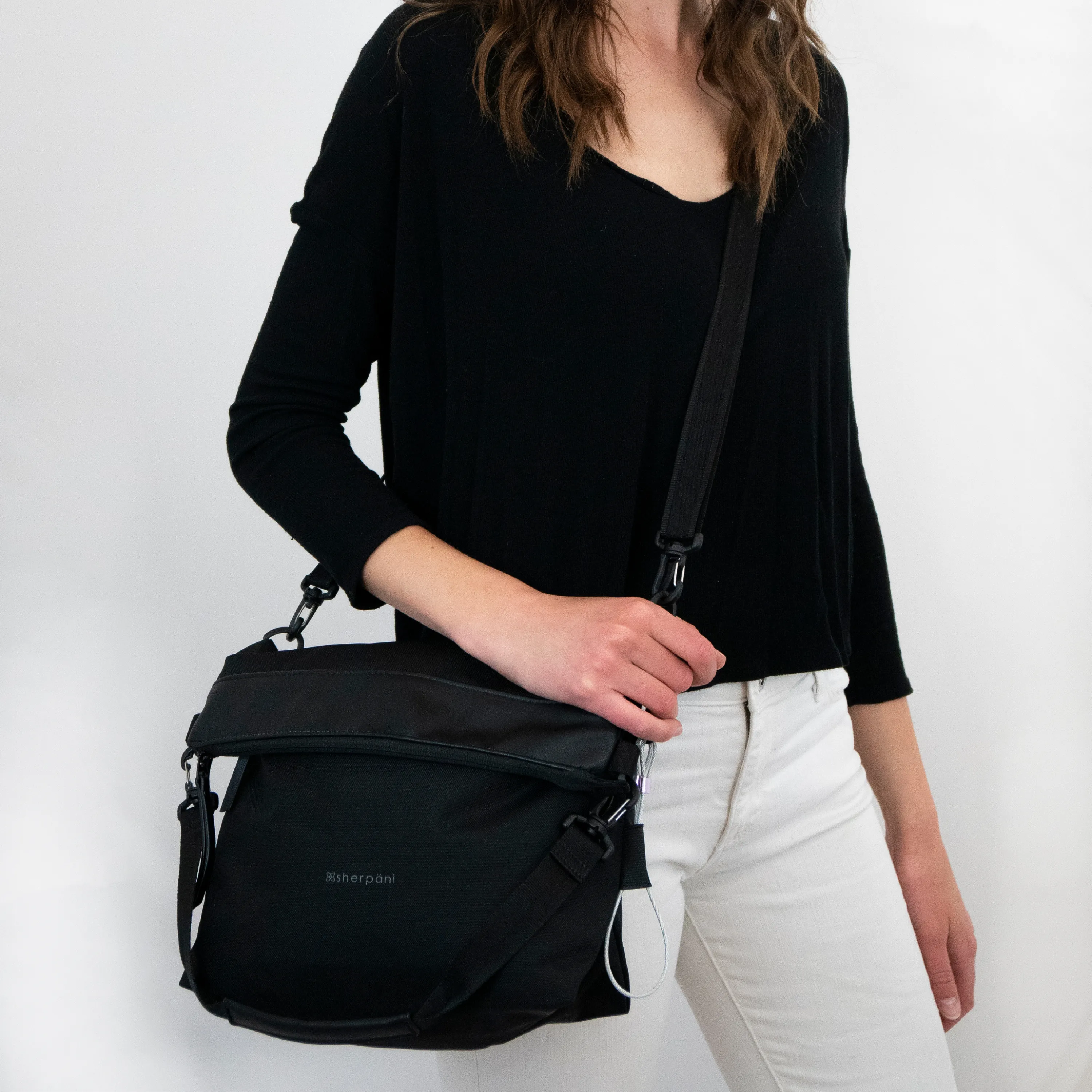 Sherpani Vale AT Convertible Travel Crossbody/ Shoulder Bag carbon
