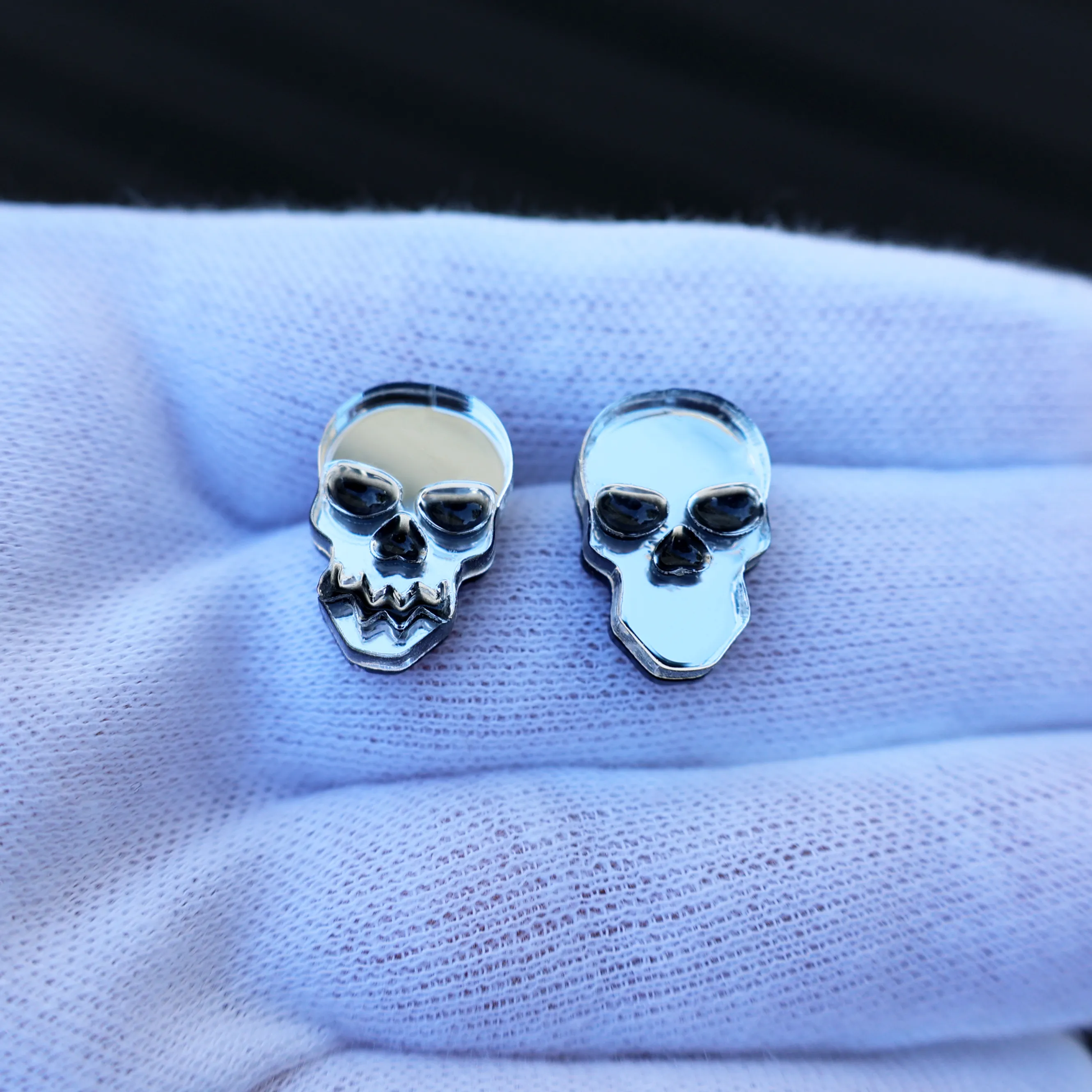 SKULL POSTS