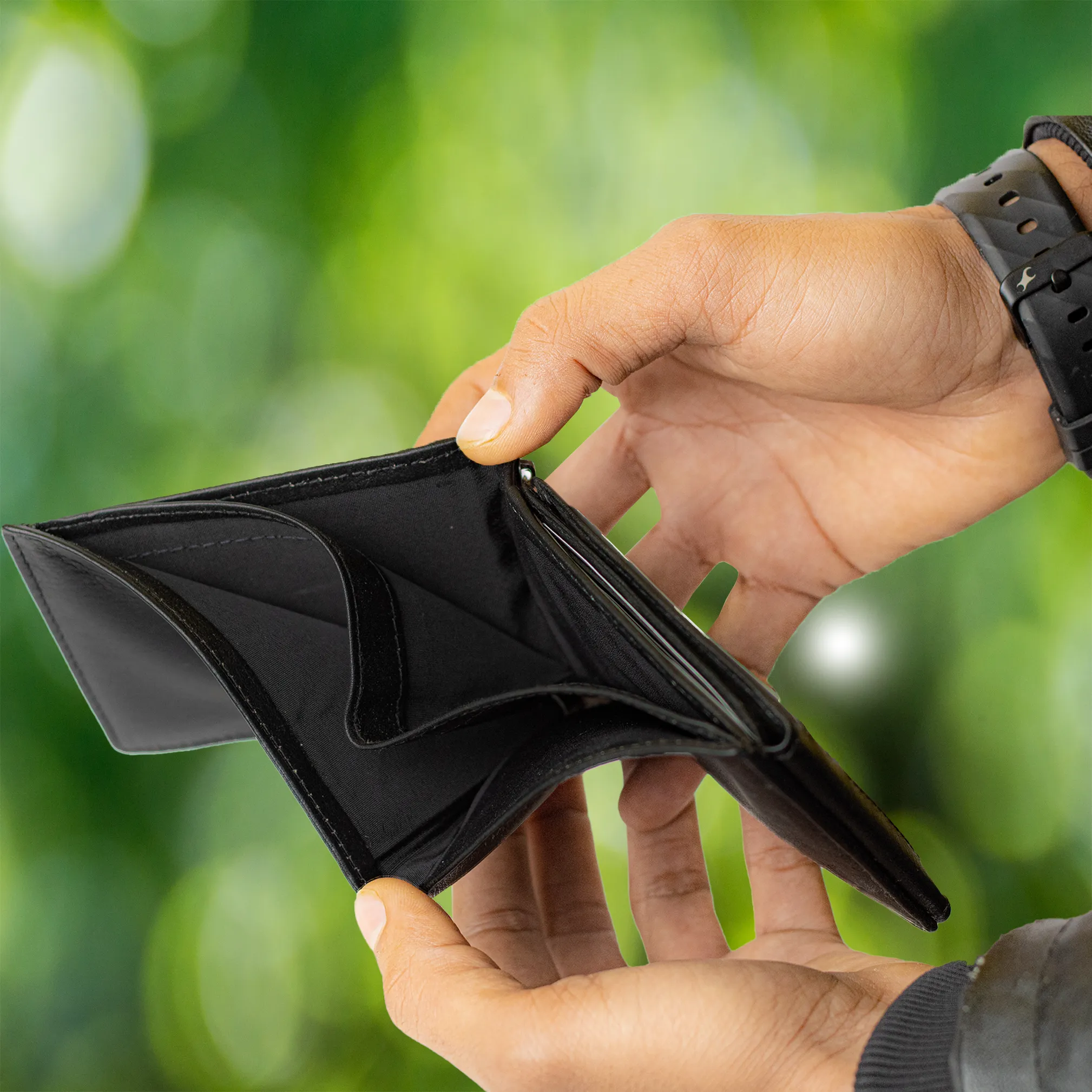 Sleek RFID-Protected Wallets: Style and Security Combined