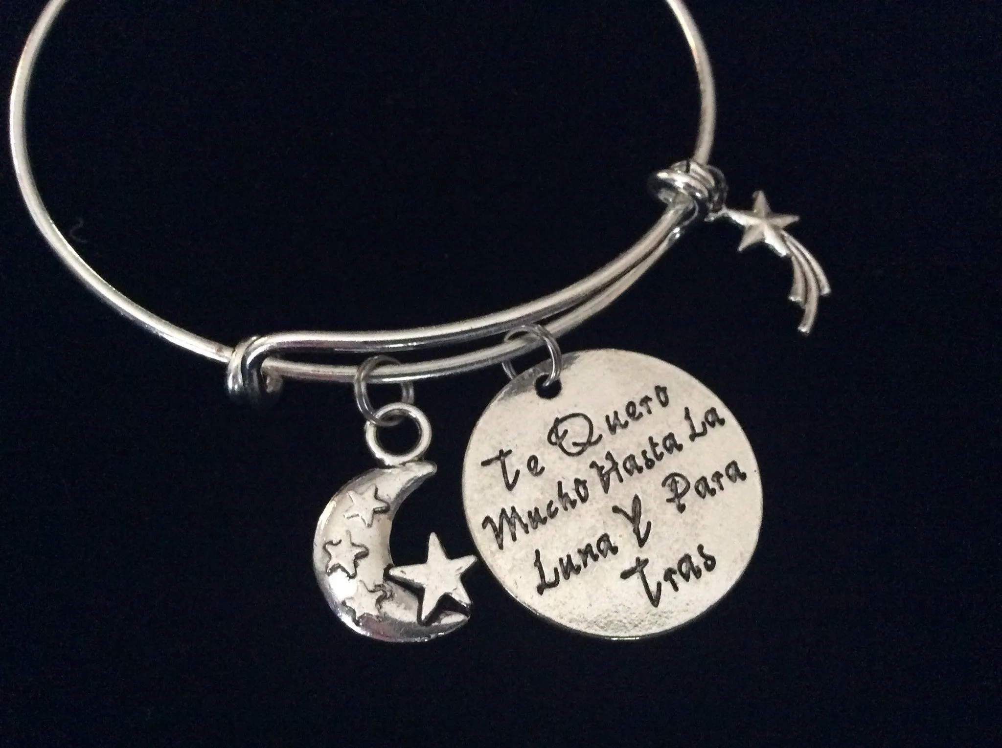 Spanish Bracelet Translates to I Love You to the Moon and Back with Shooting Star Stamped Word Quote on Expandable Adjustable Wire Bangle Bracelet Gift