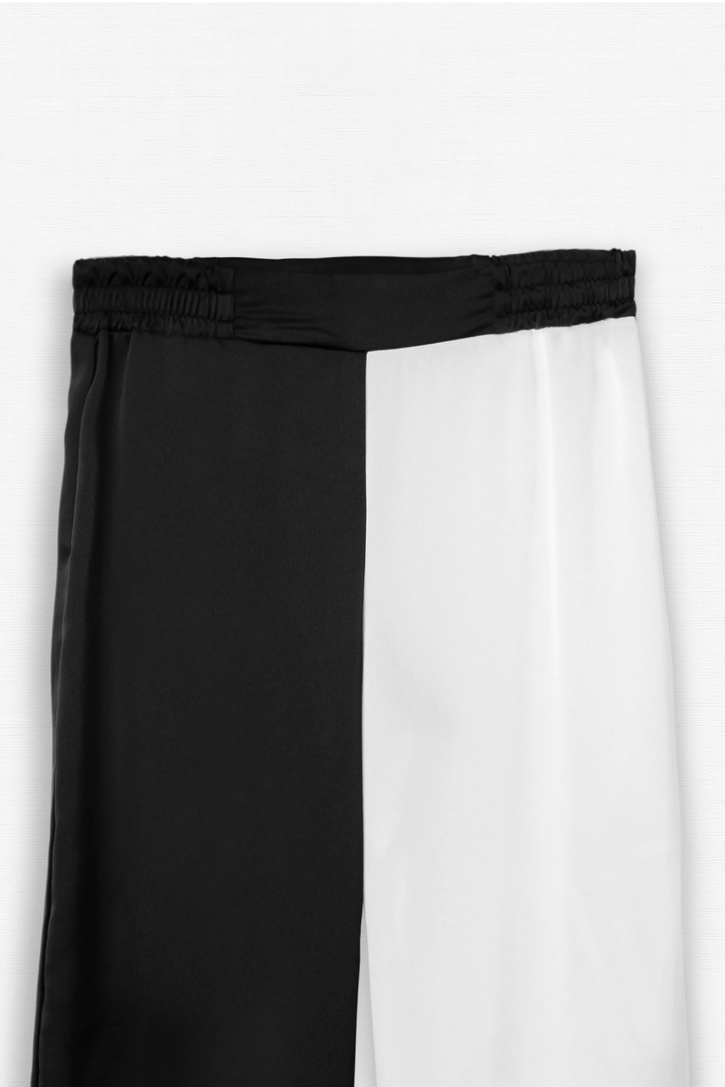 THE BI-COLOR PANTS