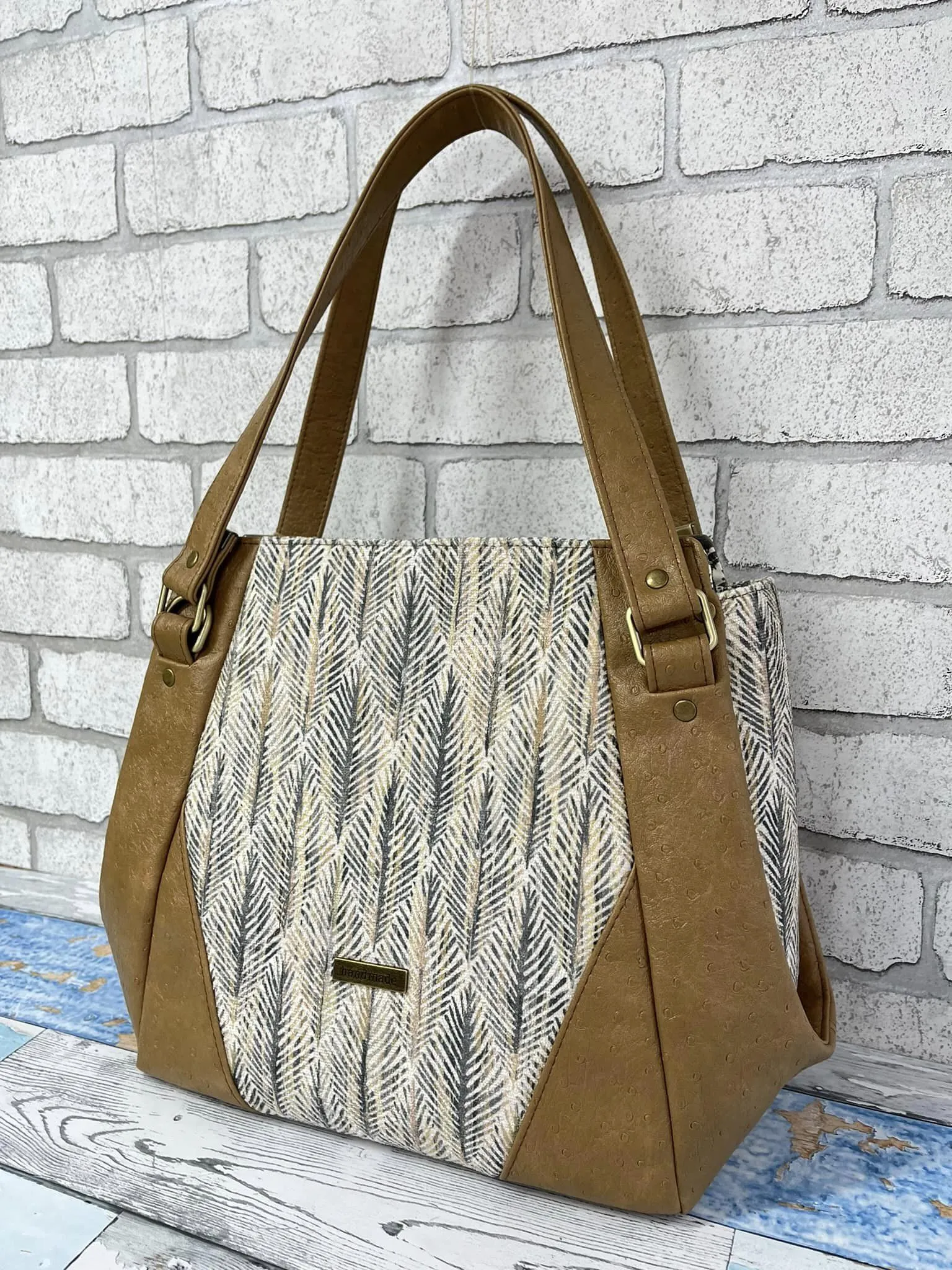 The Samaren Shoulder Bag PDF Pattern with Videos
