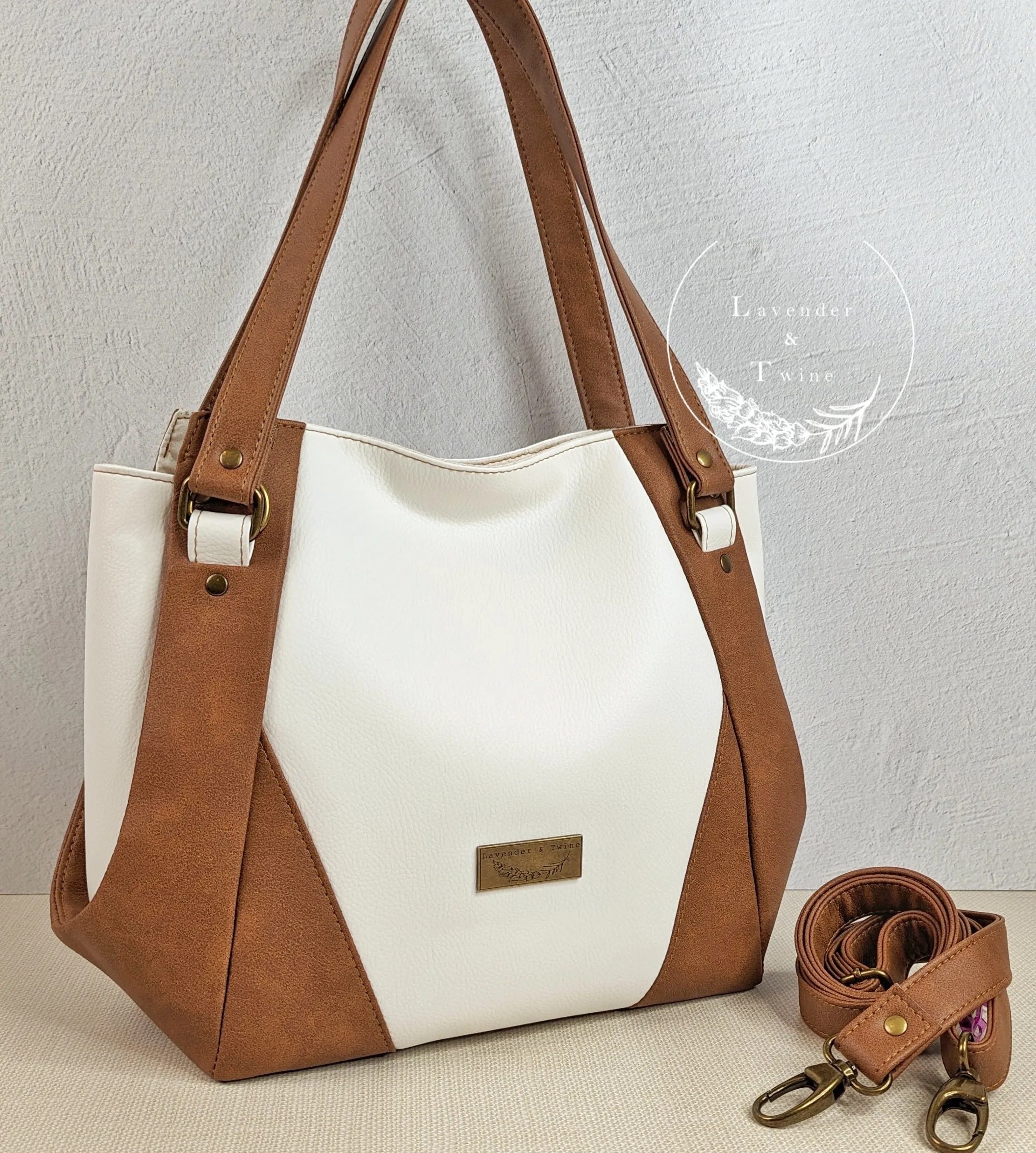 The Samaren Shoulder Bag PDF Pattern with Videos