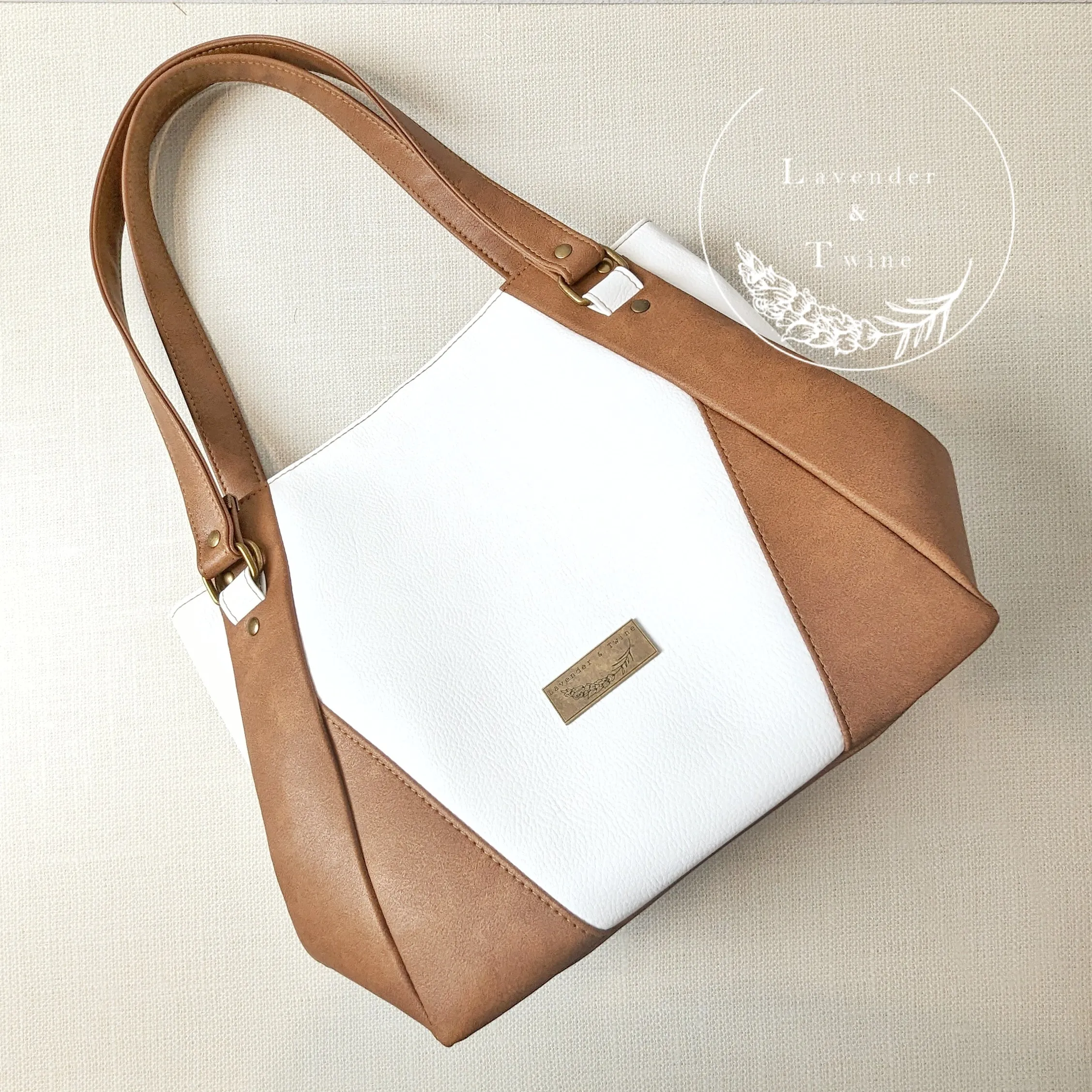 The Samaren Shoulder Bag PDF Pattern with Videos