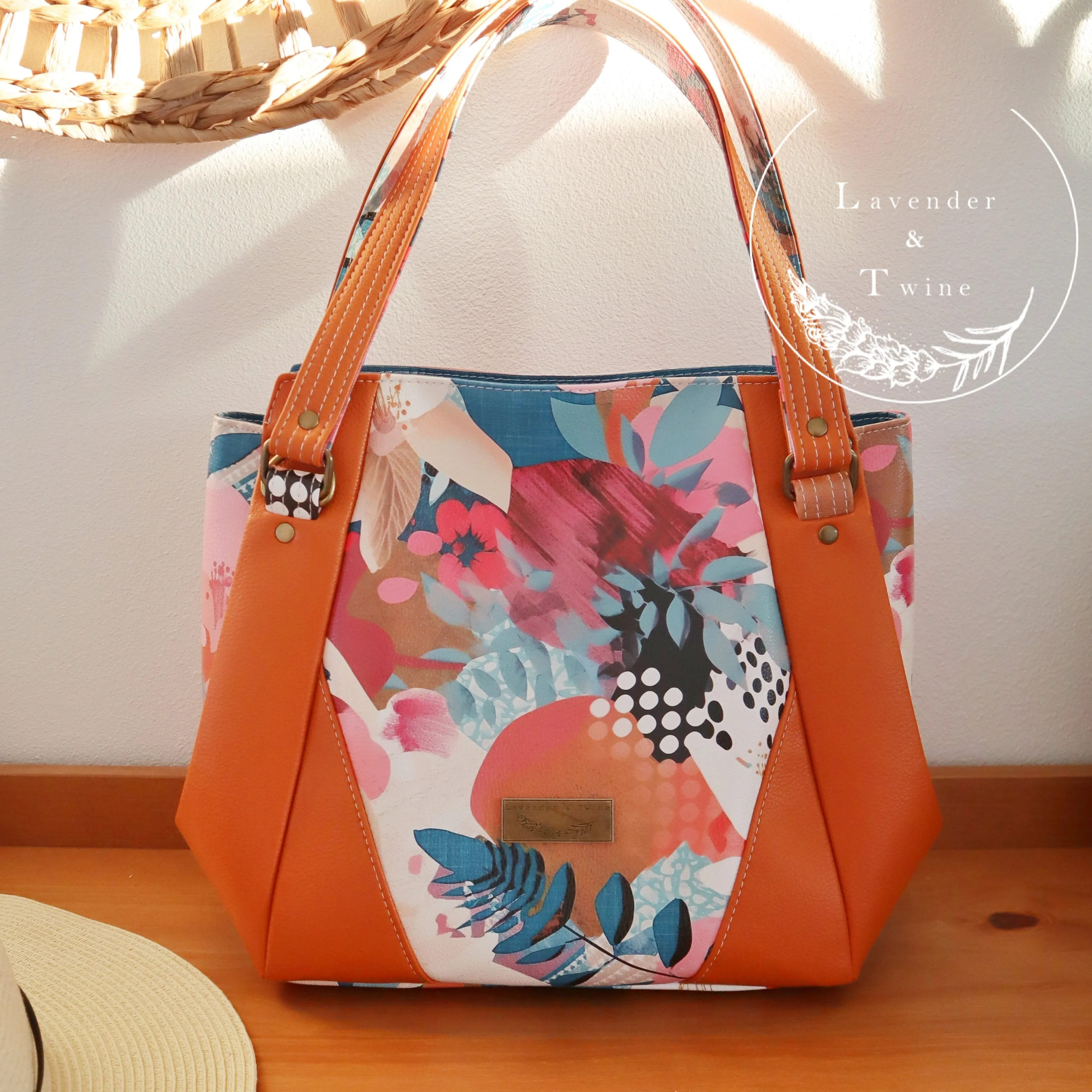 The Samaren Shoulder Bag PDF Pattern with Videos