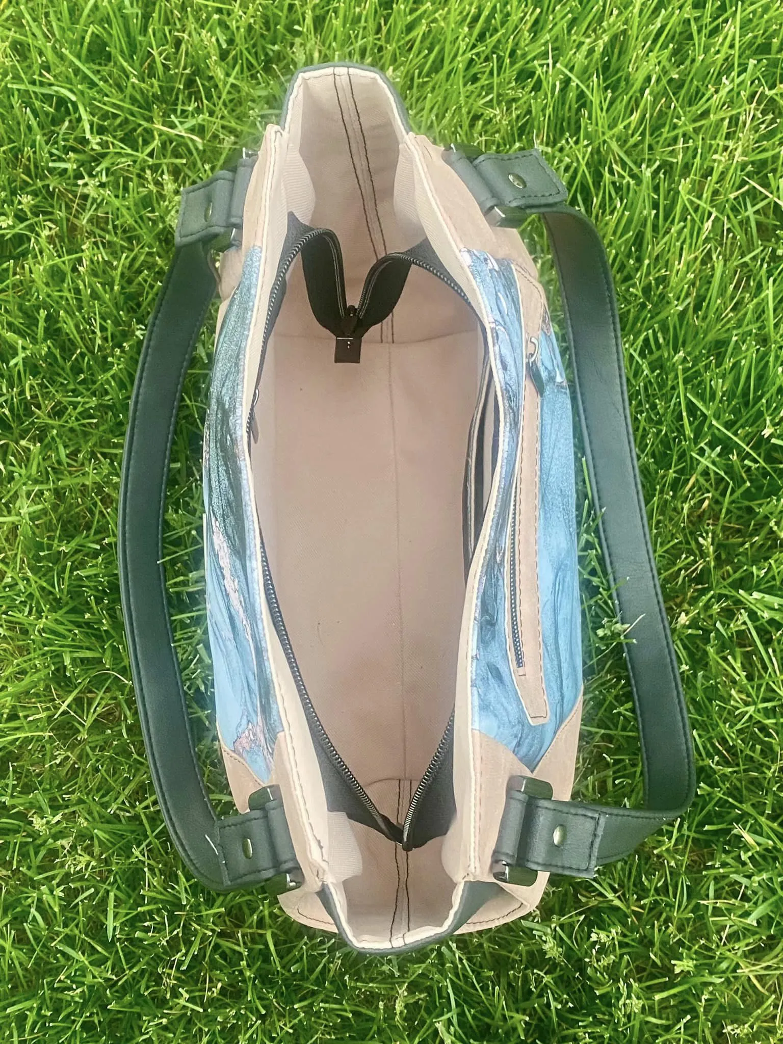 The Samaren Shoulder Bag PDF Pattern with Videos