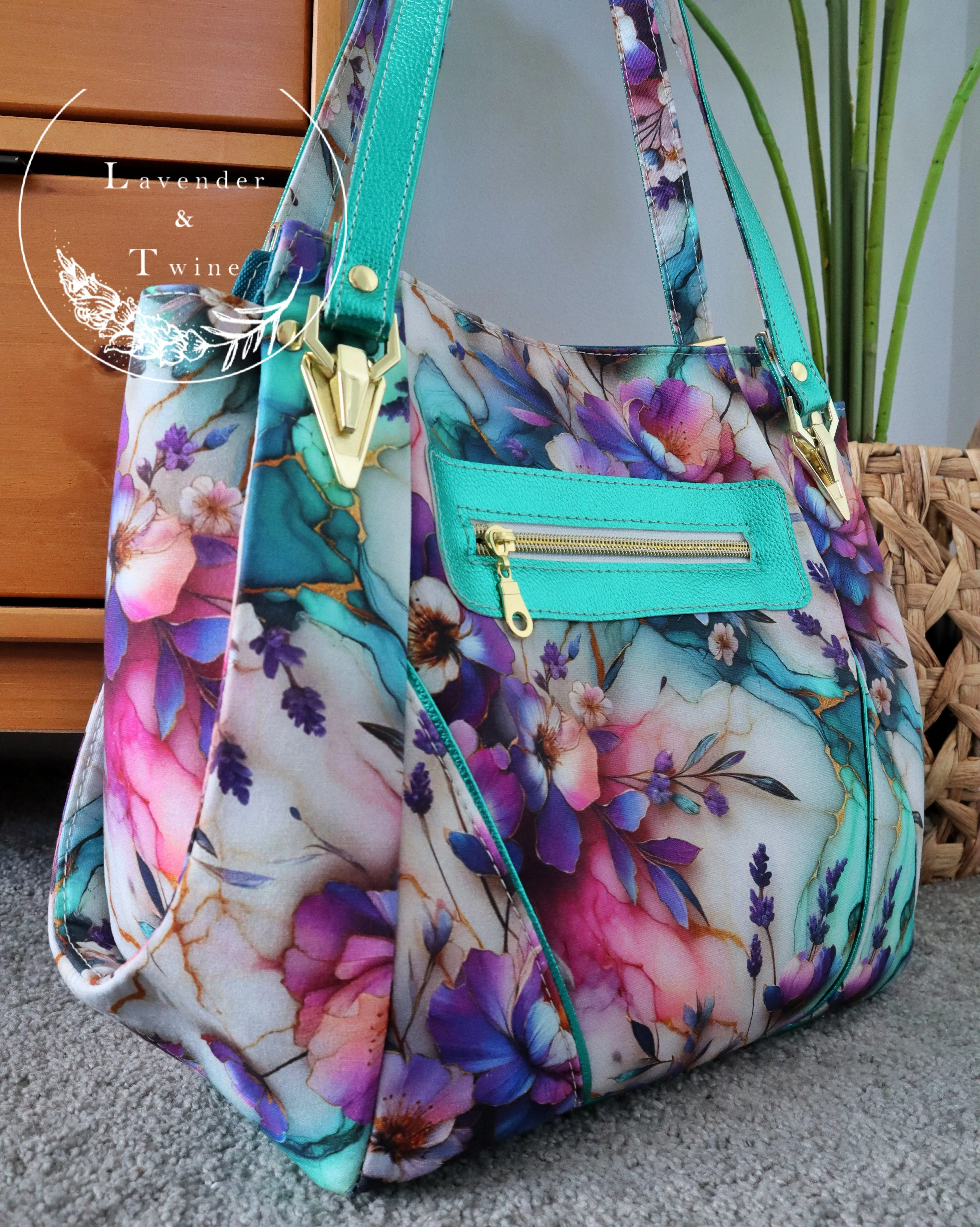 The Samaren Shoulder Bag PDF Pattern with Videos
