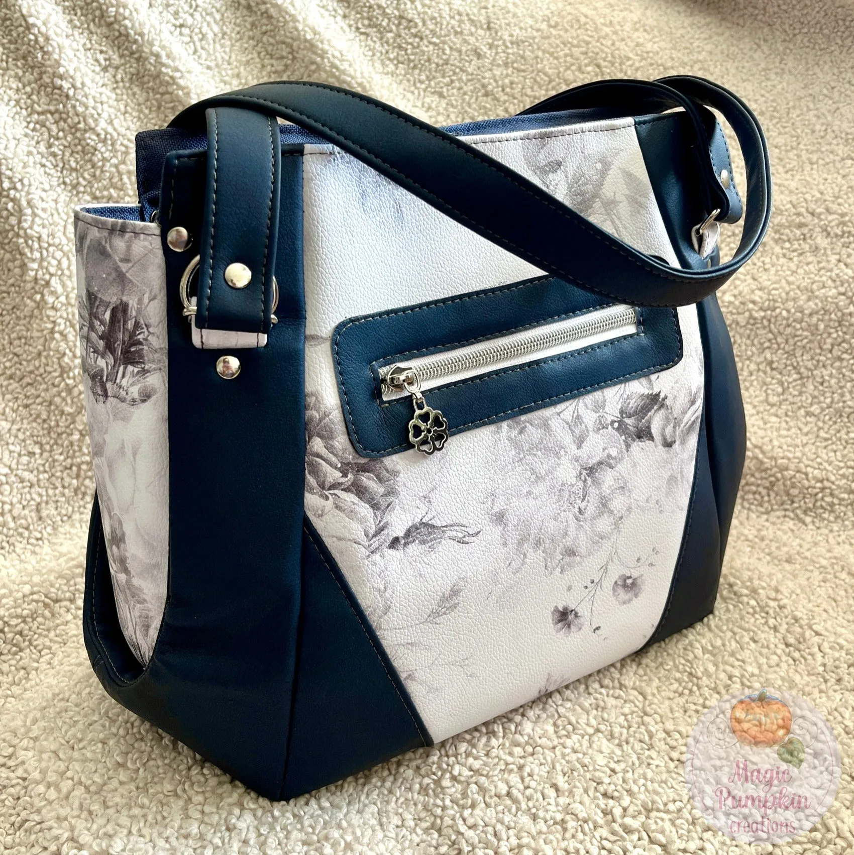 The Samaren Shoulder Bag PDF Pattern with Videos