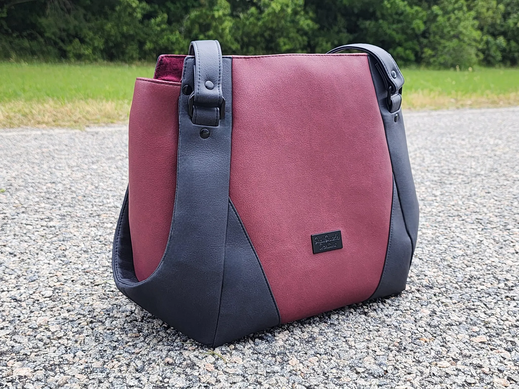 The Samaren Shoulder Bag PDF Pattern with Videos