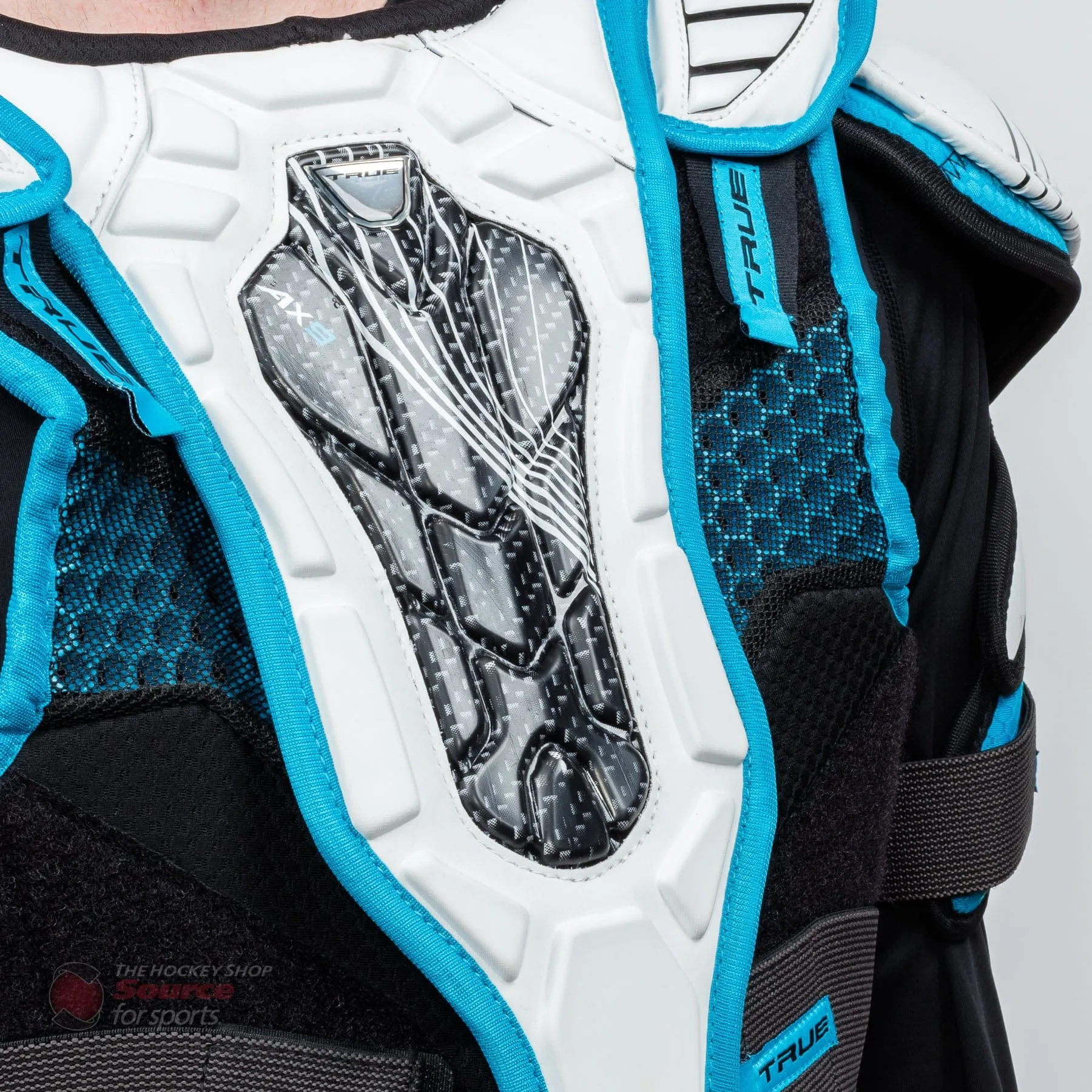 TRUE AX9 Senior Hockey Shoulder Pads