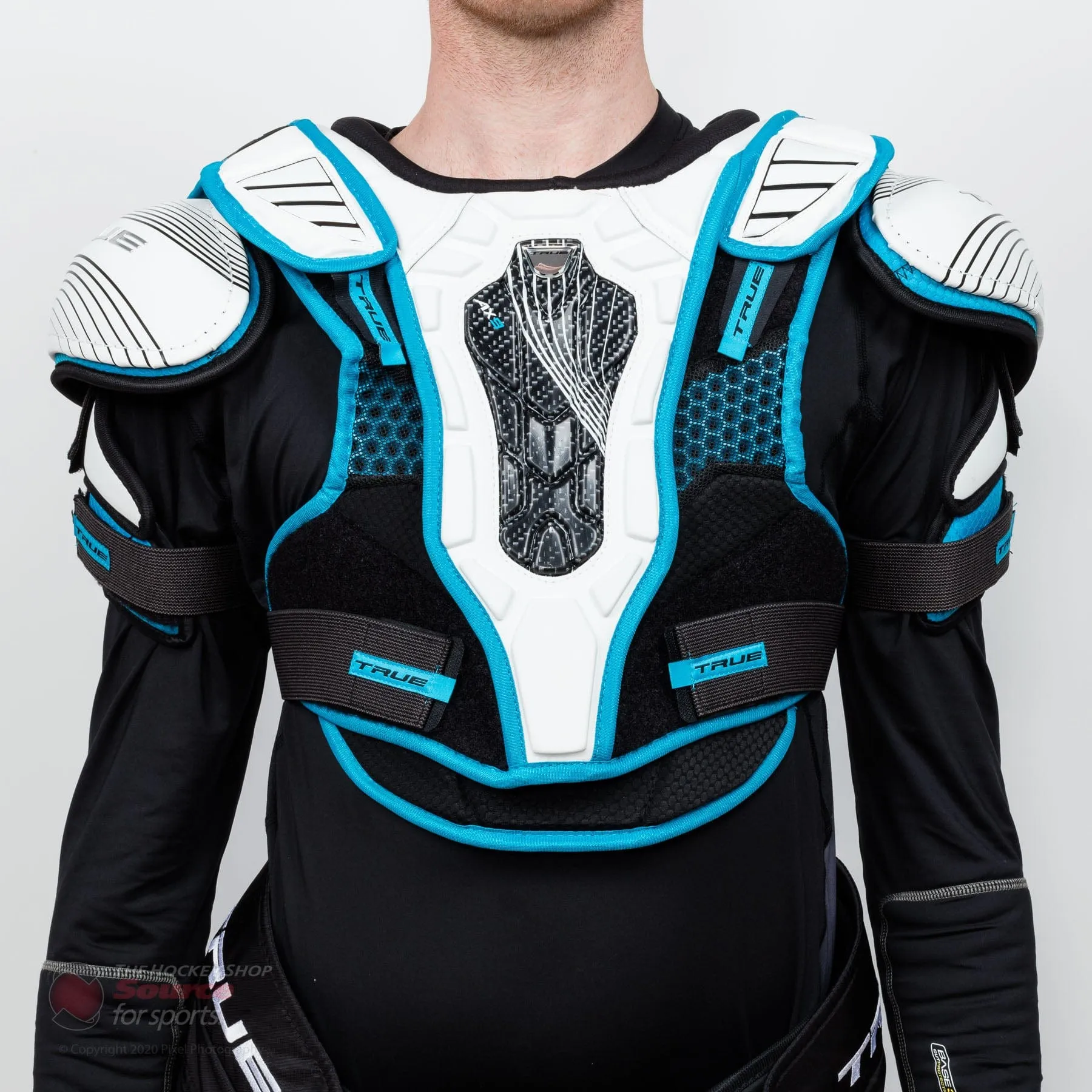 TRUE AX9 Senior Hockey Shoulder Pads