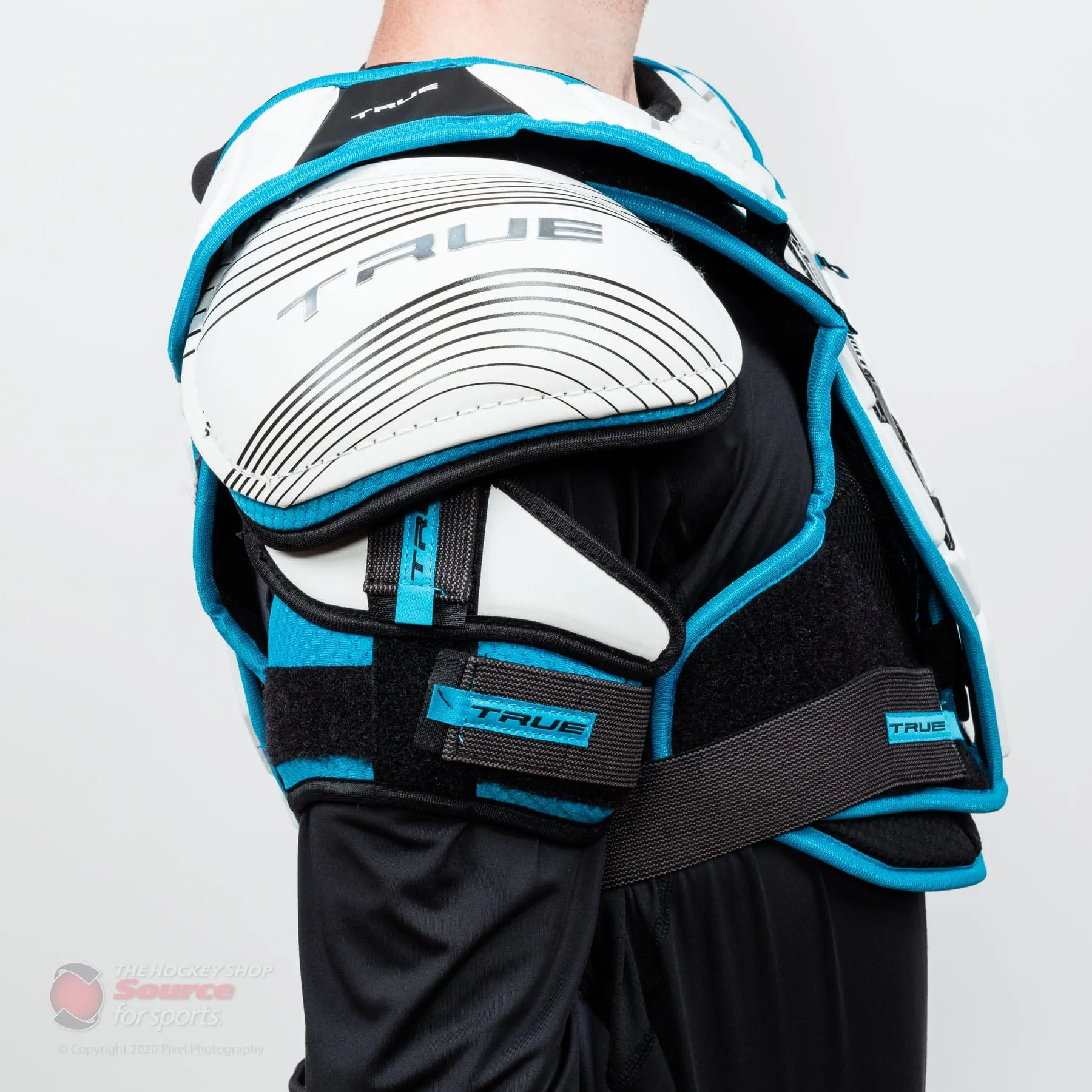 TRUE AX9 Senior Hockey Shoulder Pads