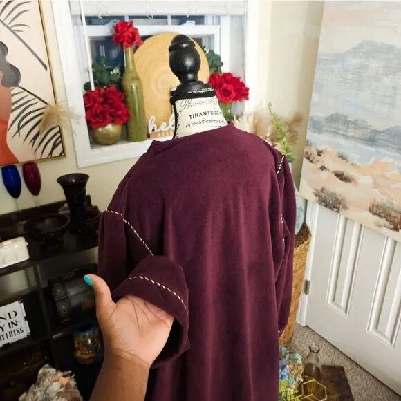 VTG Vanity Fair Velour Maroon Quilted Lounge Coat.