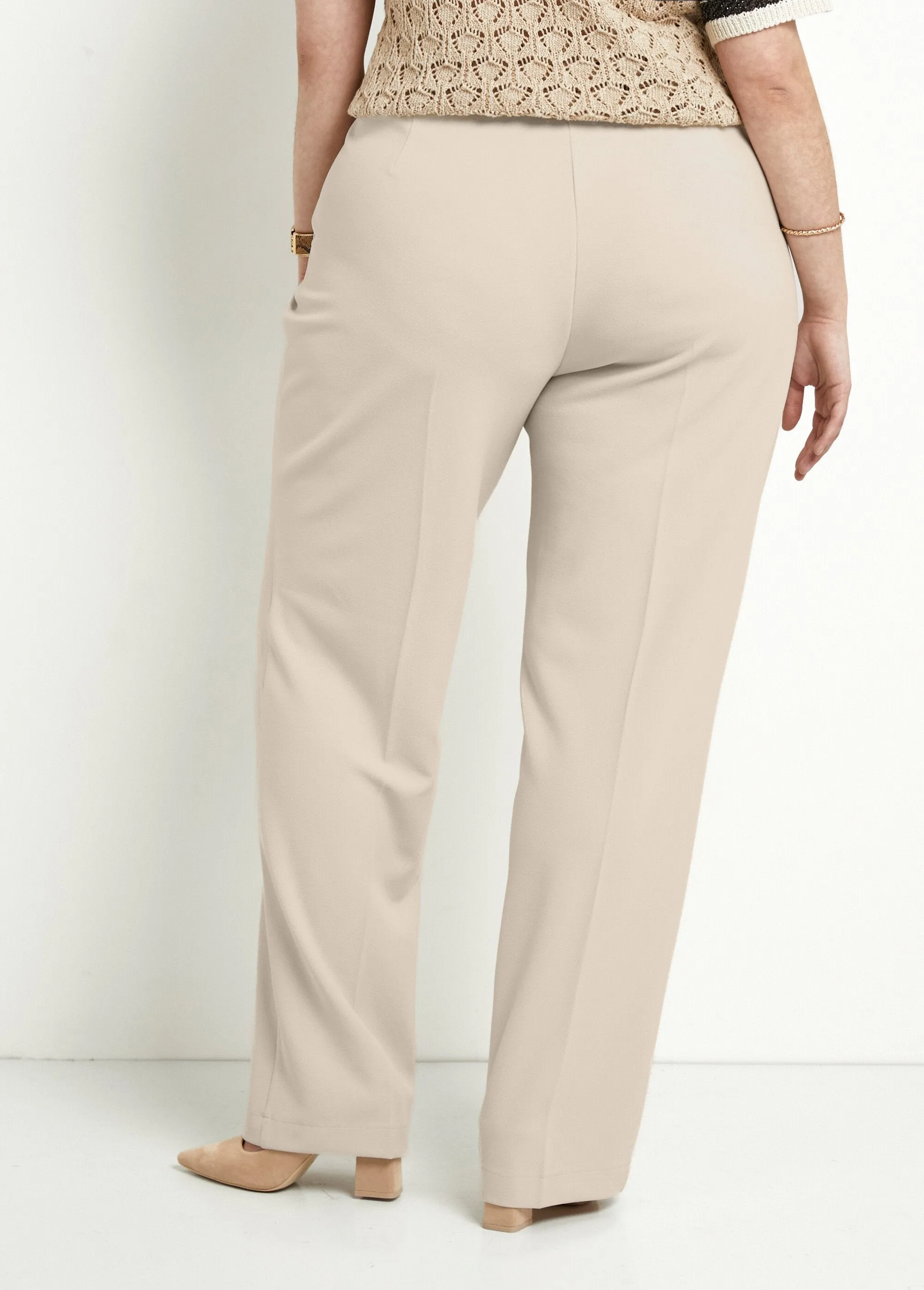 Wide flowing pants