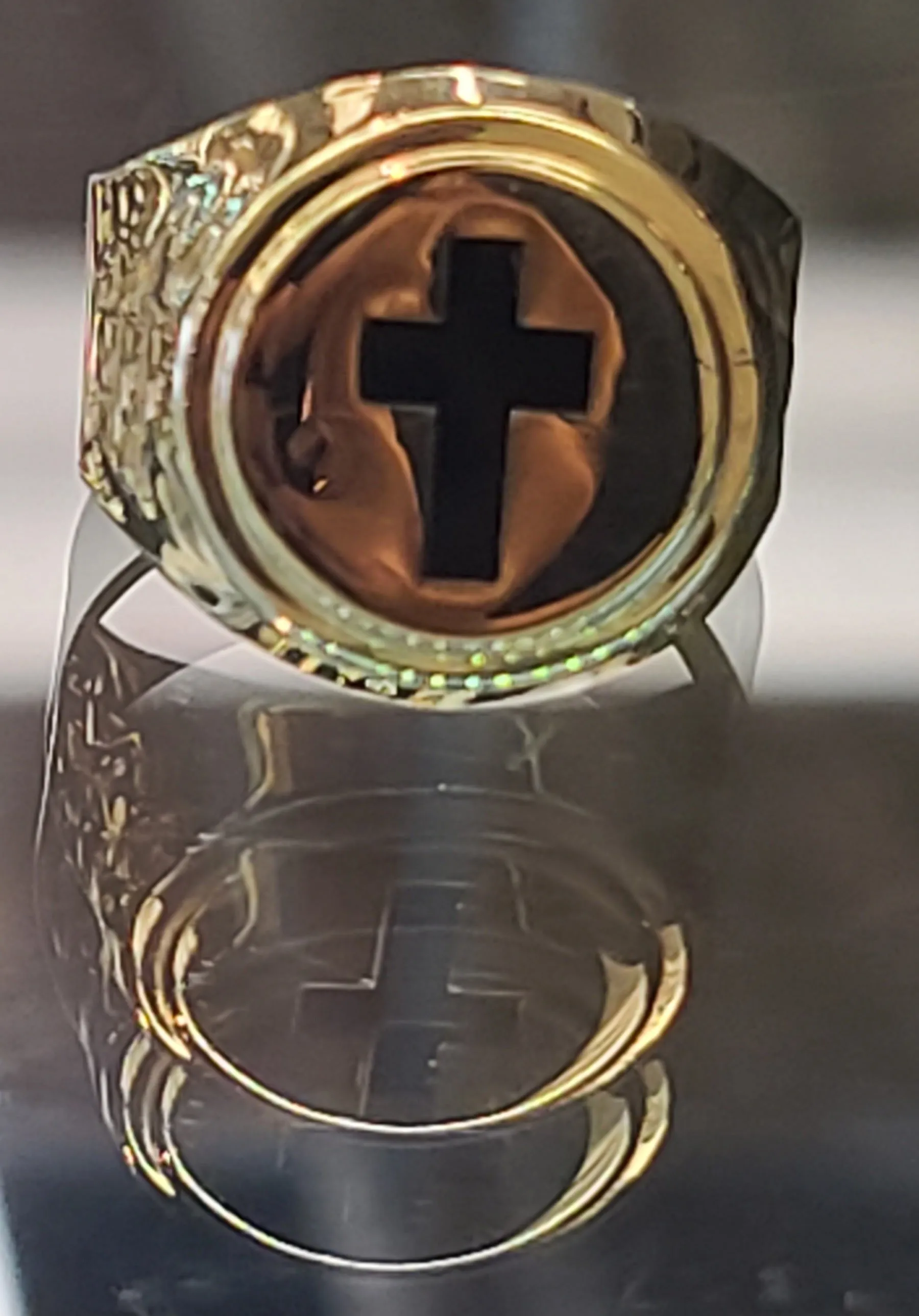 Yellow Gold Reflective Ring with Cross